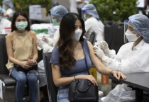 Thêm một biến chủng có nguy cơ kháng vaccine Covid-19 Thêm một biến chủng có nguy cơ kháng vaccine Covid-19