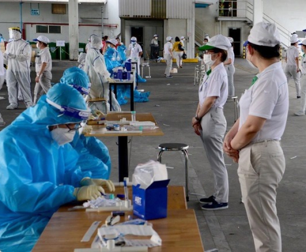 Gần 13.000 ca Covid-19 mới, hơn một nửa là F0 cộng đồng