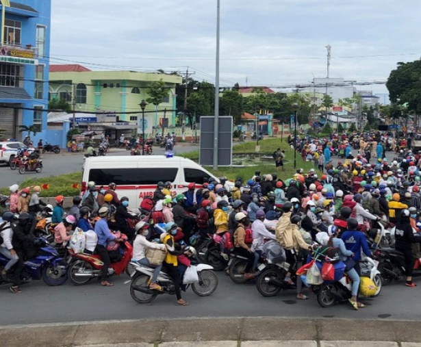 Các tỉnh ĐBSCL đồng loạt ghi nhận F0 từ dòng người hồi hương