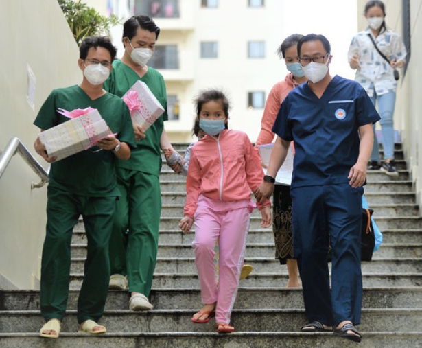 Bộ Y tế dự kiến tiêm vaccine Covid-19 cho trẻ 12-17 tuổi từ tháng 10